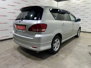 Минивэн Toyota Ipsum 2001 года, 749000 рублей, Красноярск
