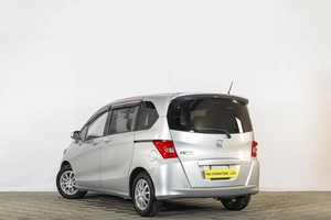 Минивэн Honda Freed 2009 года, 1269000 рублей, Тюмень