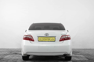 Седан Toyota Camry 2011 года, 999000 рублей, Кемерово