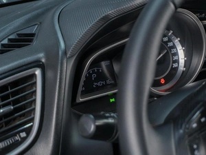 Хетчбэк Mazda 3 2014 года, 1149000 рублей, Сургут