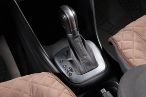 Седан Volkswagen Polo 2019 года, 1369000 рублей, Сургут