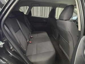 Хетчбэк Toyota Auris 2017 года, 1325000 рублей, Красноярск