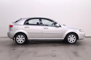 Хэтчбек Chevrolet Lacetti 2012 года, 970000 рублей, Брянск