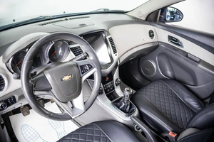 Седан Chevrolet Cruze 2010 года, 619000 рублей, Пермь