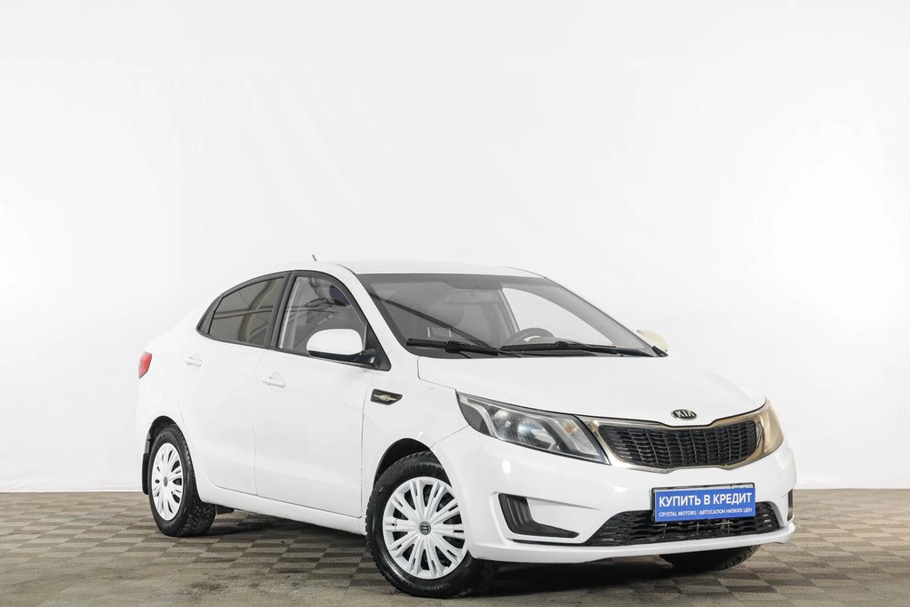 Седан Kia Rio 2013 года, 839000 рублей, Тюмень