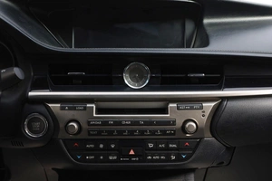 Седан Lexus ES 2013 года, 2400000 рублей, Новосибирск