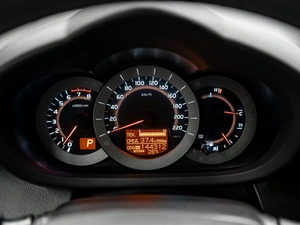 Внедорожник Toyota RAV4 2010 года, 1590000 рублей, Красноярск