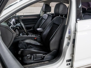 Седан Volkswagen Passat 2017 года, 2219000 рублей, Краснодар