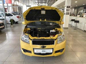 Хэтчбек Chevrolet Aveo 2009 года, 625000 рублей, Орёл