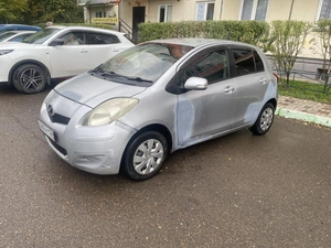 Хетчбэк Toyota Vitz 2008 года, 367000 рублей, Красноярск