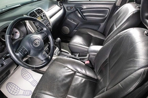 Внедорожник Toyota RAV4 2005 года, 1019000 рублей, Сургут