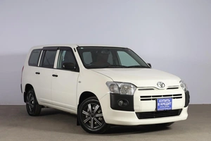 Универсал Toyota Probox 2019 года, 1169000 рублей, Новосибирск