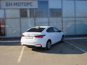Седан Hyundai Solaris 2019 года, 1295000 рублей, Брянск