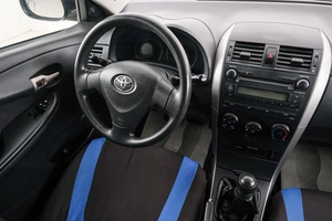 Седан Toyota Corolla 2008 года, 879000 рублей, Красноярск