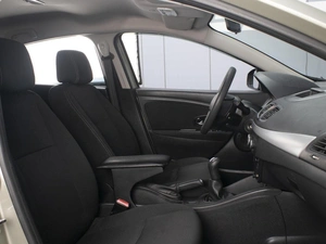 Седан Renault Fluence 2014 года, 670000 рублей, Омск