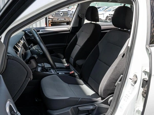 Хетчбэк Volkswagen Golf 2017 года, 1597000 рублей, Краснодар