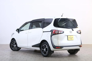 Минивэн Toyota Sienta 2020 года, 1619000 рублей, Омск