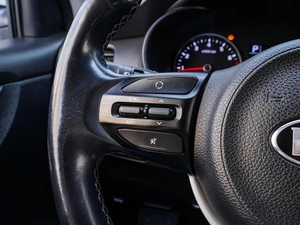 Хетчбэк Kia Rio X-Line 2019 года, 1739000 рублей, Краснодар