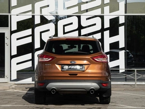 Внедорожник Ford Kuga 2013 года, 1374400 рублей, Волгоград