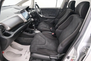 Хетчбэк Honda Fit 2012 года, 989000 рублей, Красноярск