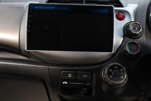 Хетчбэк Honda Fit 2011 года, 989000 рублей, Новосибирск