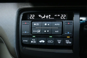 Минивэн Honda Stepwgn 2016 года, 1578000 рублей, Солонцы
