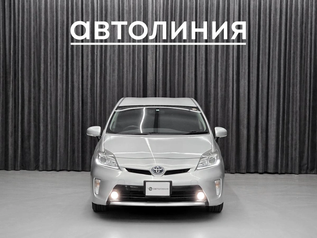 Лифтбек Toyota Prius 2012 года, 1150000 рублей, Красноярск