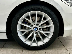 Хетчбэк BMW 1 серия 2015 года, 1400000 рублей, Красноярск