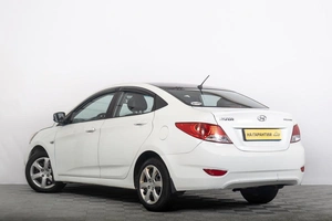 Седан Hyundai Solaris 2014 года, 629000 рублей, Томск