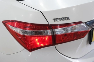 Седан Toyota Corolla 2013 года, 1099000 рублей, Новокузнецк