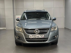 Внедорожник Volkswagen Tiguan 2009 года, 1047000 рублей, Красноярск