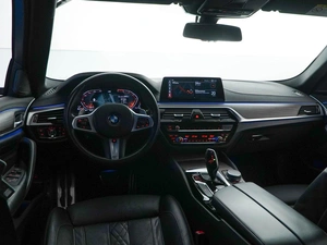 Седан BMW 5 серия 2019 года, 4005046 рублей, Москва