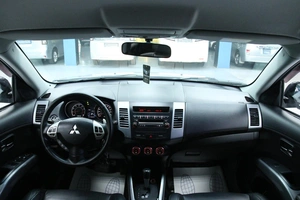 Внедорожник Mitsubishi Outlander 2010 года, 1378000 рублей, Солонцы