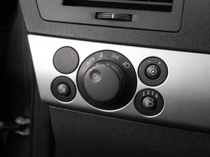 Седан Opel Astra 2011 года, 619000 рублей, Воронеж