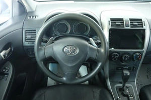 Седан Toyota Corolla 2008 года, 849000 рублей, Омск