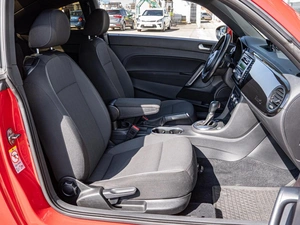 Хетчбэк Volkswagen Beetle 2013 года, 1580000 рублей, Краснодар