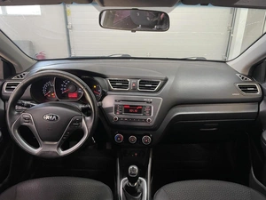 Седан Kia Rio 2015 года, 980000 рублей, Ярославль