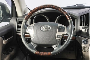 Внедорожник Toyota Land Cruiser 2010 года, 3099000 рублей, Новосибирск
