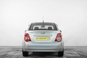 Седан Chevrolet Aveo 2013 года, 599000 рублей, Кемерово