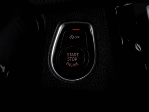 Седан BMW 3 серия 2016 года, 2619000 рублей, Тюмень