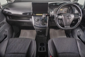 Минивэн Toyota Wish 2010 года, 1259000 рублей, Томск