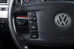 Внедорожник Volkswagen Touareg 2007 года, 1399000 рублей, Челябинск