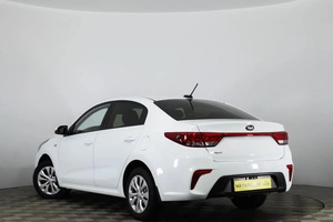 Седан Kia Rio 2017 года, 1199000 рублей, Пермь