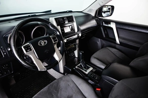 Внедорожник Toyota Land Cruiser Prado 2013 года, 3299000 рублей, Пермь