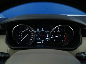 Внедорожник Land Rover Discovery 2019 года, 3350055 рублей, Москва