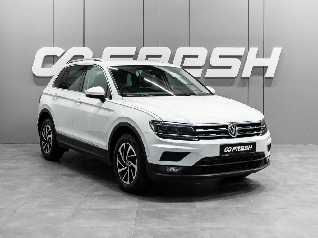 Внедорожник Volkswagen Tiguan 2018 года, 2319000 рублей, Тюмень