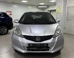 Хетчбэк Honda Fit 2011 года, 665000 рублей, Ачинск