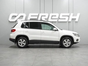 Внедорожник Volkswagen Tiguan 2012 года, 1347000 рублей, Воронеж