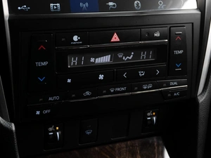 Седан Toyota Camry 2017 года, 2349000 рублей, Тюмень