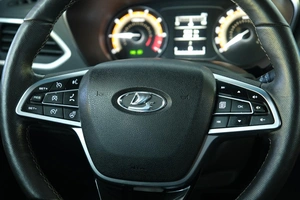 Седан ВАЗ (LADA) Vesta 2024 года, 1319000 рублей, Омск